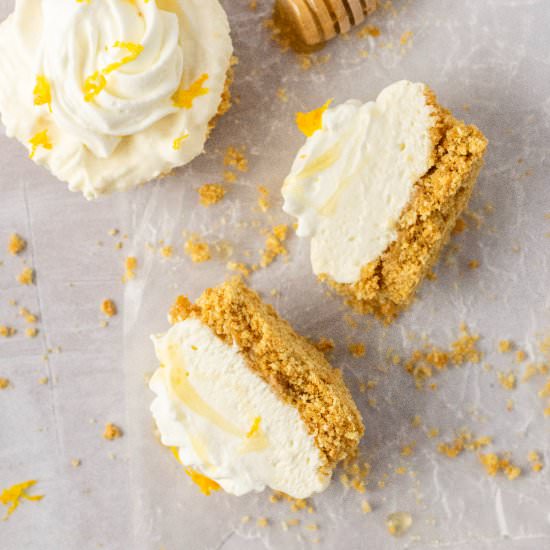Mini Honey Cheesecakes