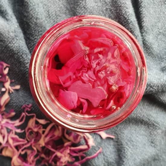 Pickled red cabbage