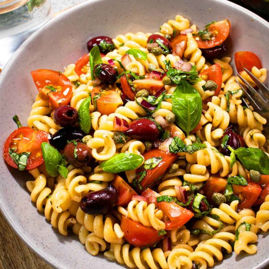 PASTA SALAD WITH ITALIAN DRESSING