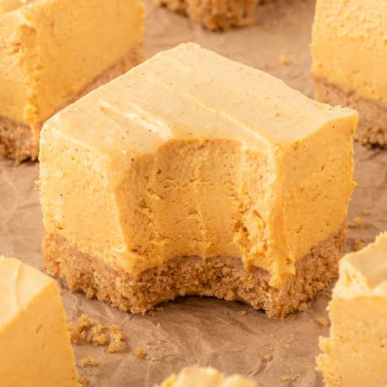 No Bake Pumpkin Cheesecake Bars