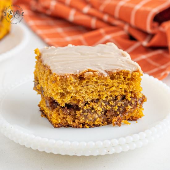 Pumpkin Honey Bun Cake