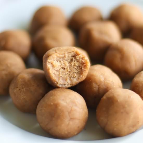 Peanut Butter Bliss Balls