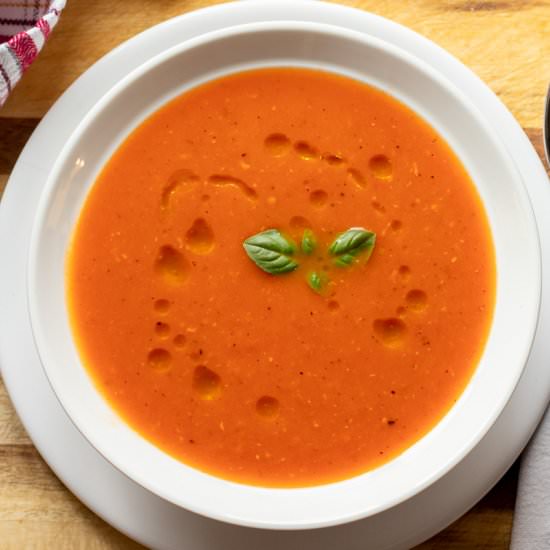 Red Pepper and Tomato Soup