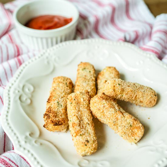 Air Fryer Mozzarella Sticks