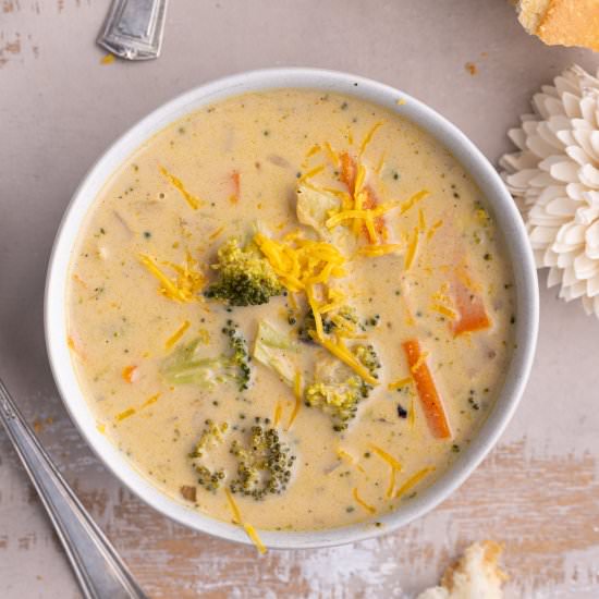 Vegetarian Broccoli Cheddar Soup