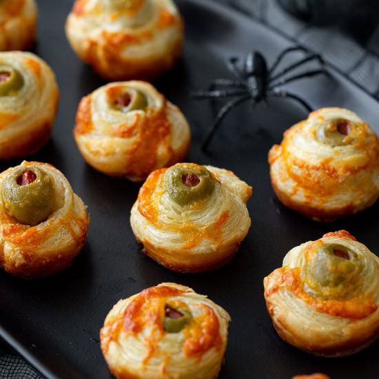 Halloween Eyeball Puffs