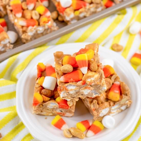 CANDY CORN MARSHMALLOW BARS