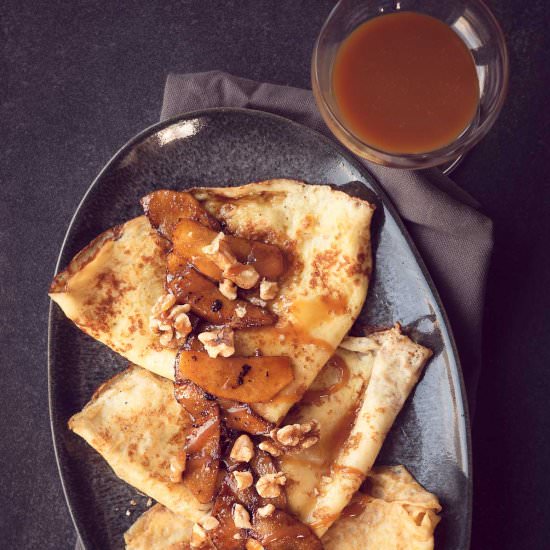crêpes with caramelized apples