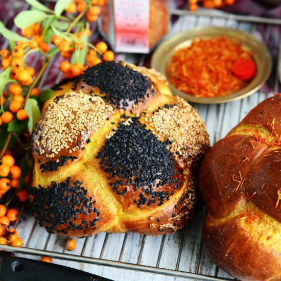 Saffron Spelt Knots with Poolish
