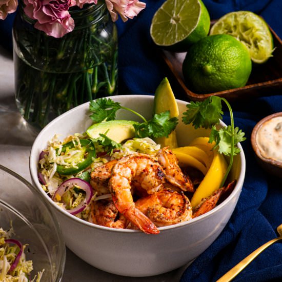 Tajín Shrimp Bowls w Mango Curtido