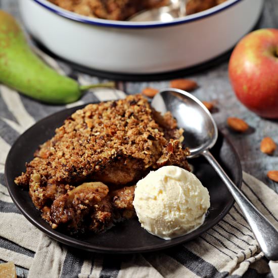 Pear, Chocolate & Ginger Crumble