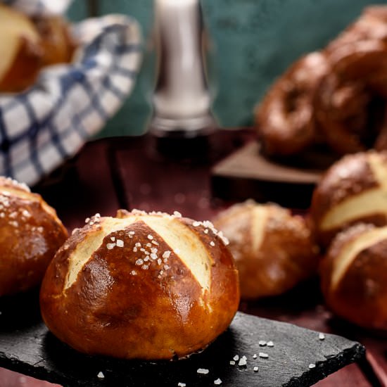 Pretzel Bun Recipe
