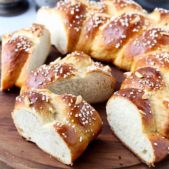 Finnish Pulla Bread