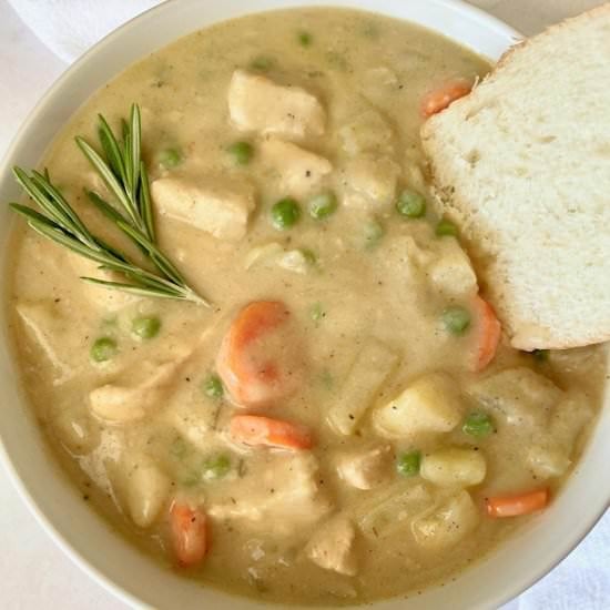 Vegan Pot Pie Soup