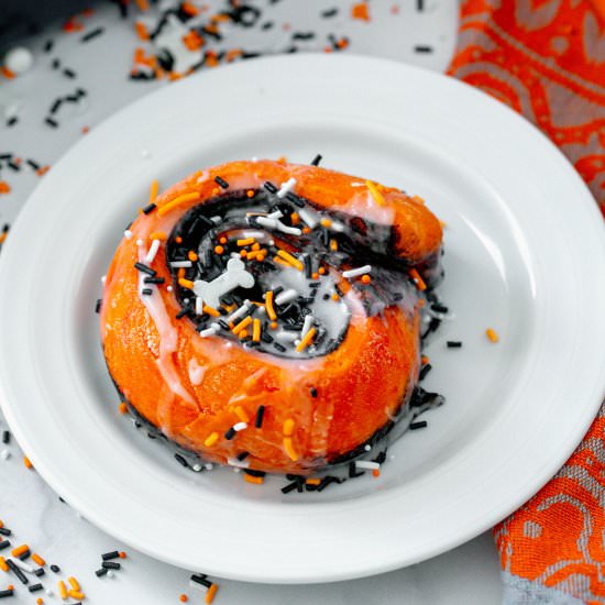 Halloween Cinnamon Rolls