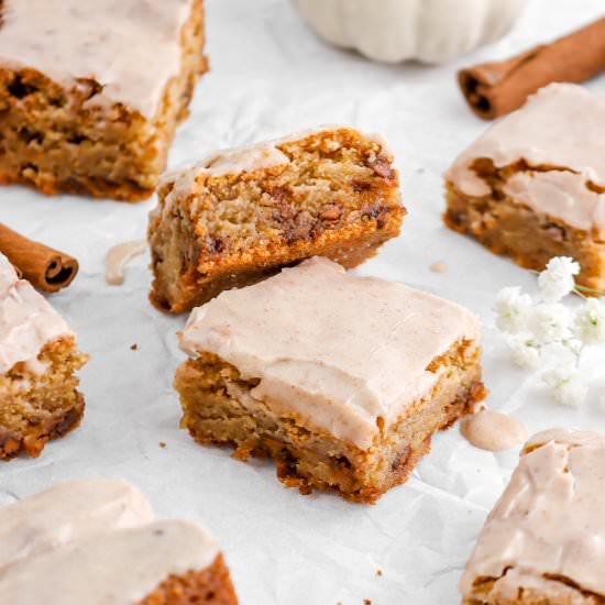 Pumpkin Spice Blondies