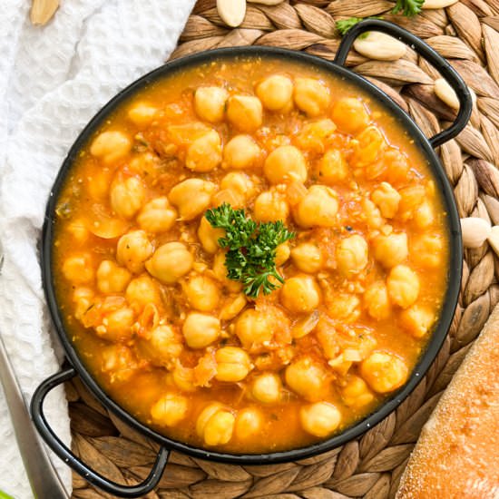Garbanzos a la Catalana