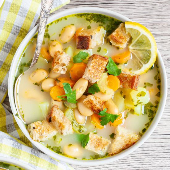 Lemony Vegan White Bean Soup