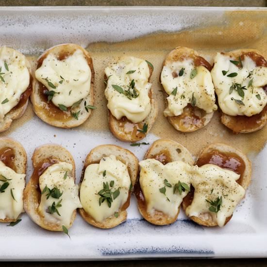 Fig Jam and Cheese Bites!