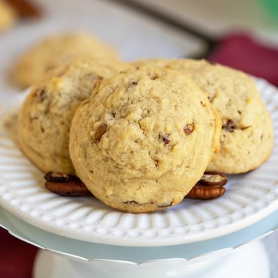 Maple Butter Pecan Cookies