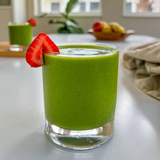 Strawberry Banana Spinach Smoothie