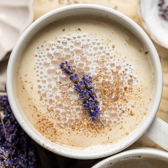 Lavender Milk Tea (5 Ingredients)