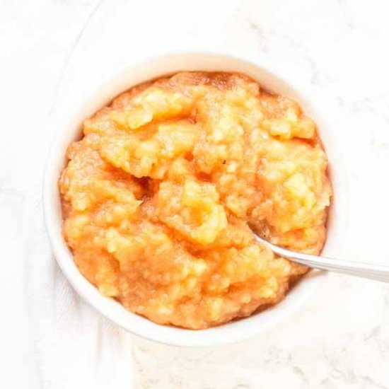 Applesauce in the oven