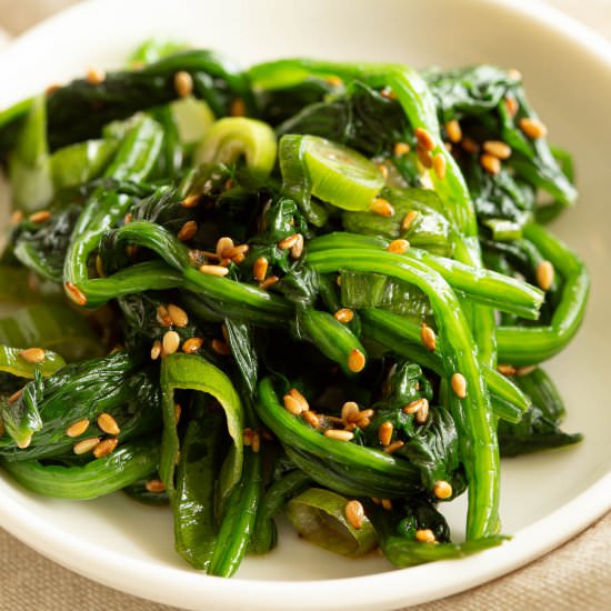 Korean Seasoned Spinach Side Dish