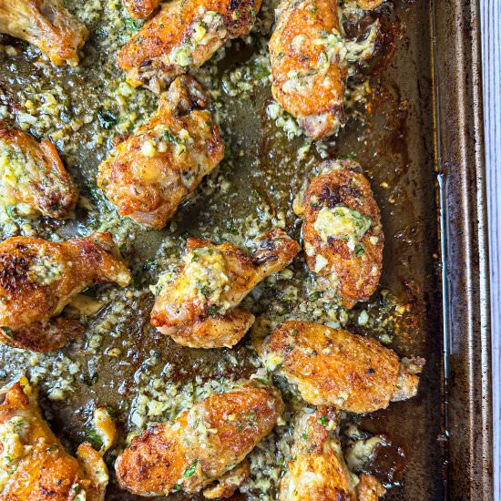 Crispy Baked Garlic Parmesan Wings