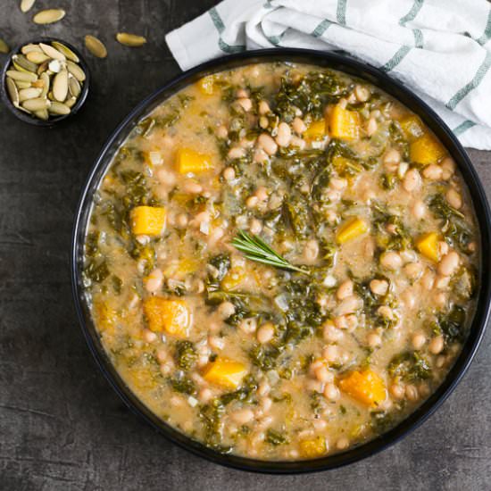 Squash, kale and white bean soup