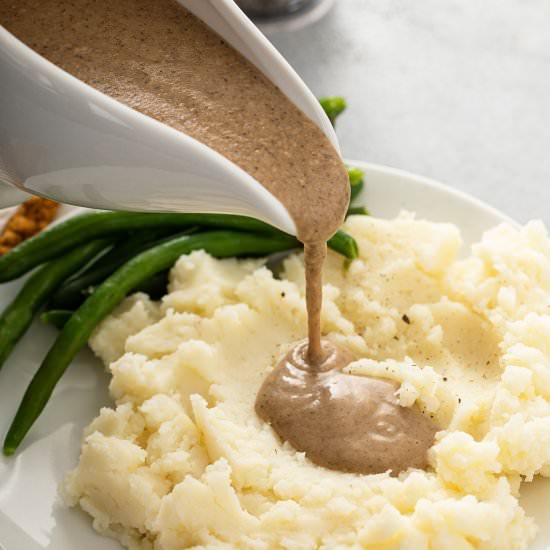 Vegan Gravy (Mushroom Gravy)