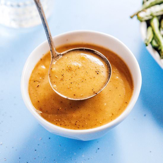 15 Minute Vegan Gravy