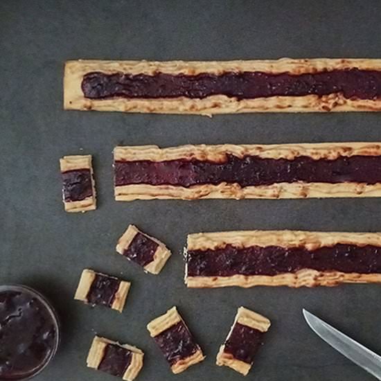 Jamaretti Cookies