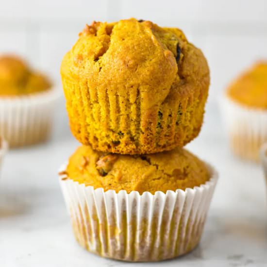 Pumpkin Raisin Muffins
