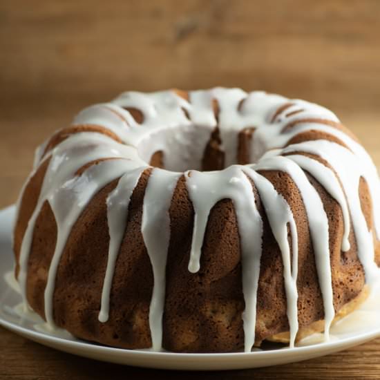 Apple Cider Bundt Cake