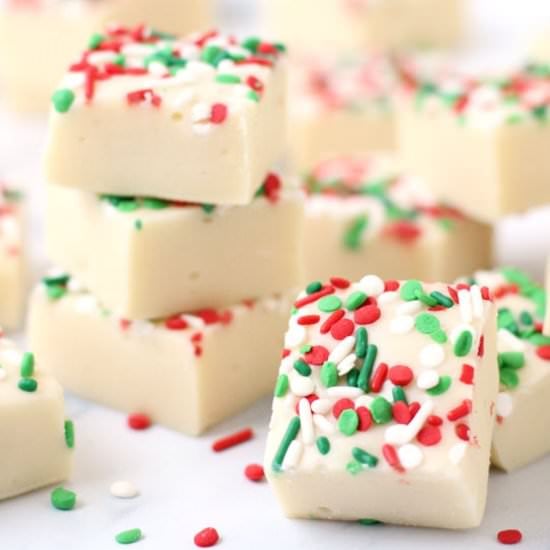 Christmas Fudge with Sprinkles