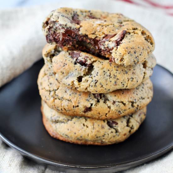 Rye Chocolate Chunk Cookies