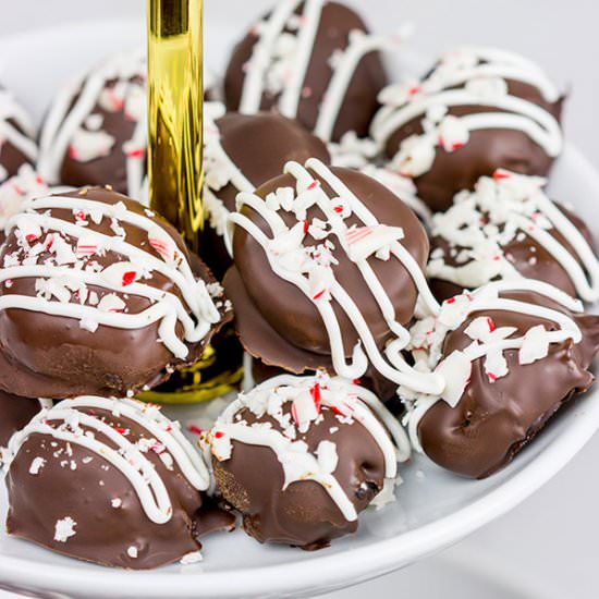 Peppermint Oreo Cookie Balls