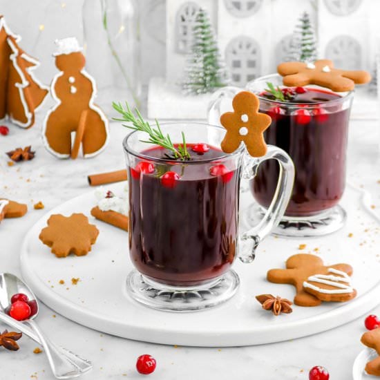 Gingerbread Spiced Mulled Wine