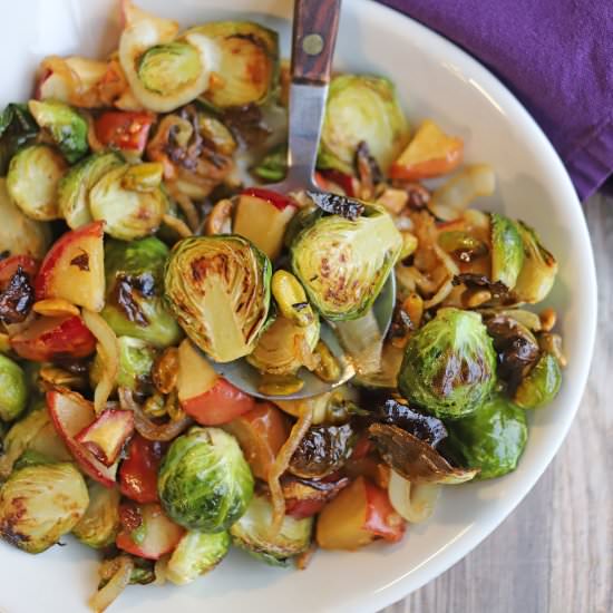 Roasted Brussels sprouts with apple
