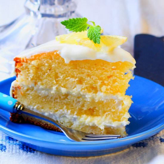 KETO LEMON CAKE