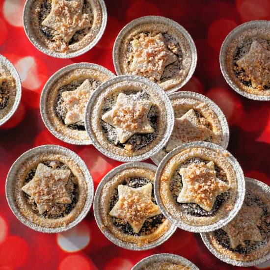 mini cranberry pies