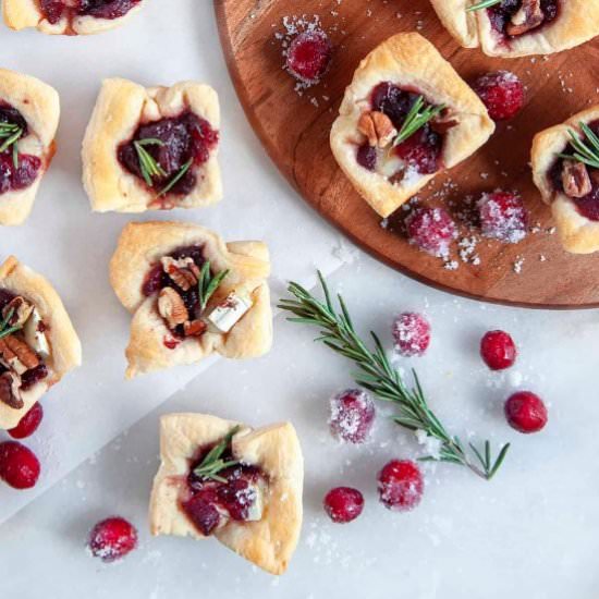Cranberry Brie Bites