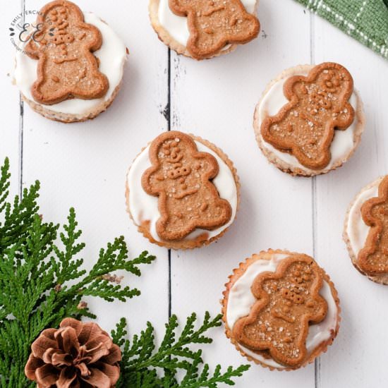 Gingerbread Cheesecake Bites