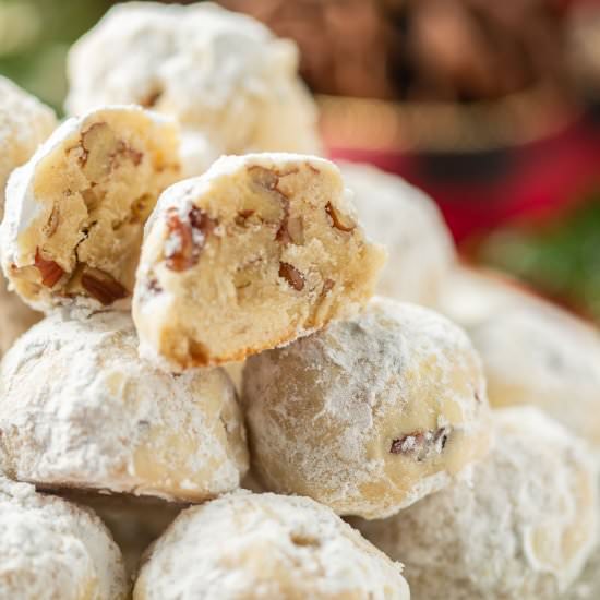 Vegan Snowball Cookies