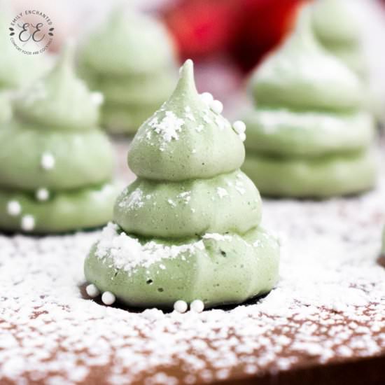 Christmas Tree Meringues