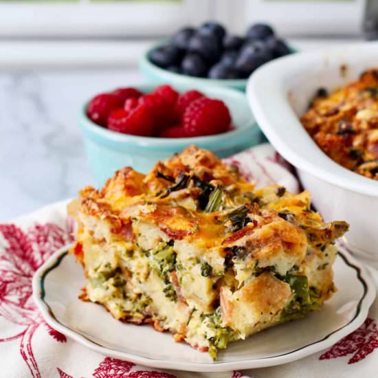 Make-Ahead Breakfast Casserole