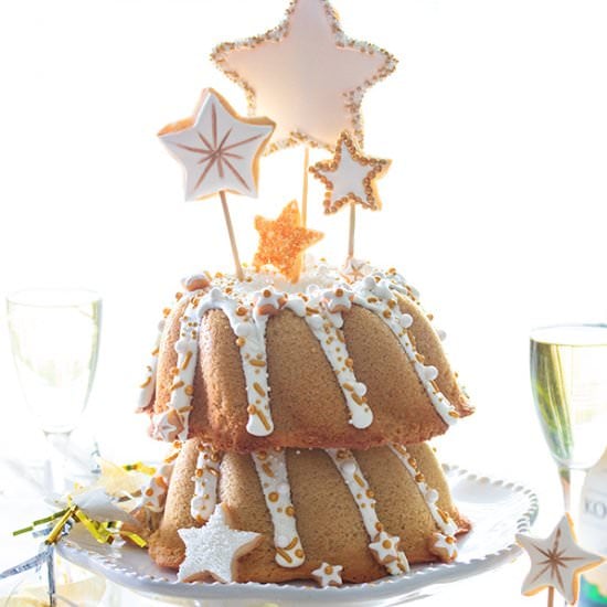 Champagne Bundt Cake for New Years