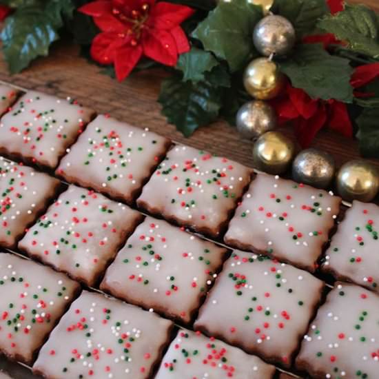 Soft Gingerbread Cookies with Glaze