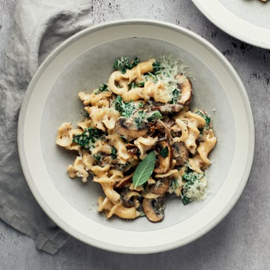 Vegan Creamy Mushroom Pasta